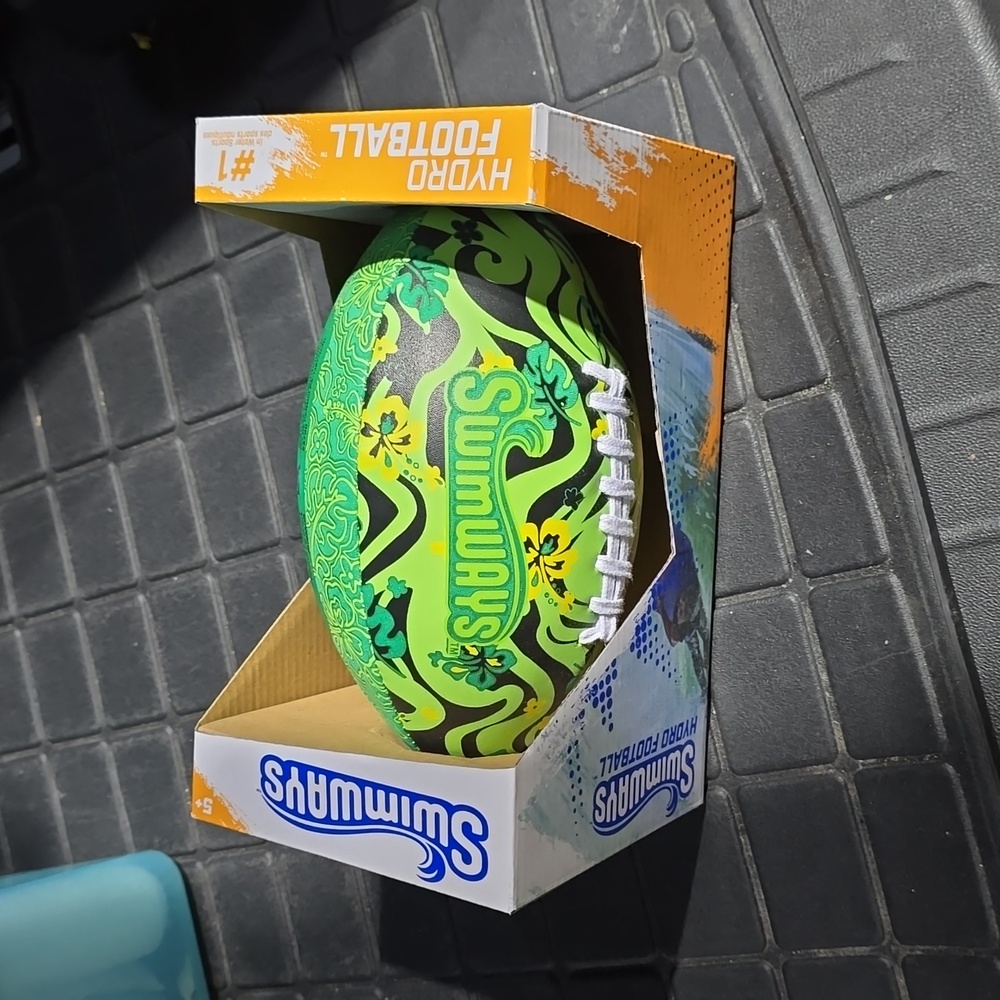 Swimways Hydro‎ Football NWT